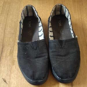 TOMS Classic Black Slip-Ons